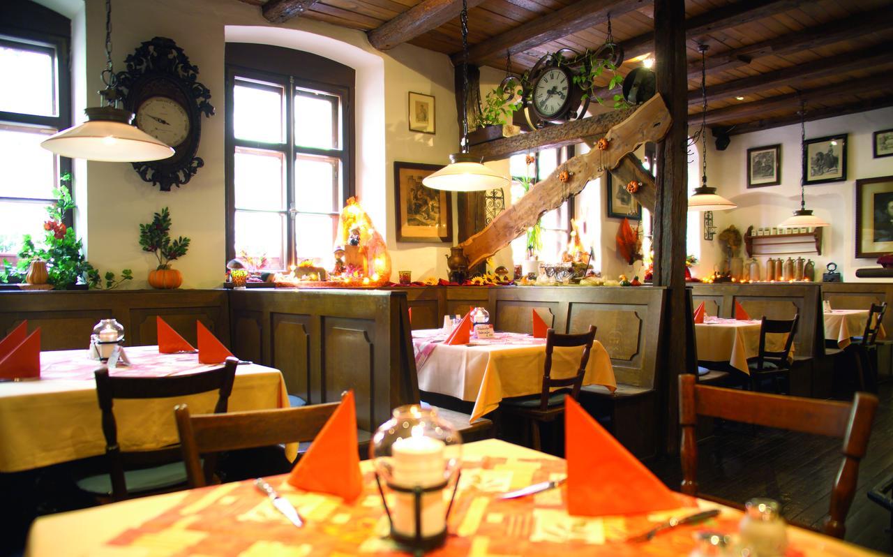 Zum Fehmelbauer Hotel Karlstadt Ngoại thất bức ảnh