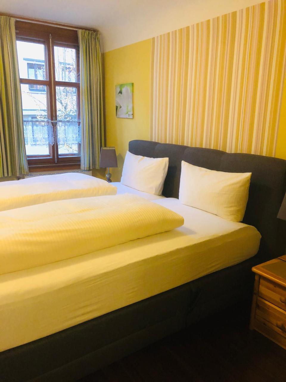 Zum Fehmelbauer Hotel Karlstadt Ngoại thất bức ảnh